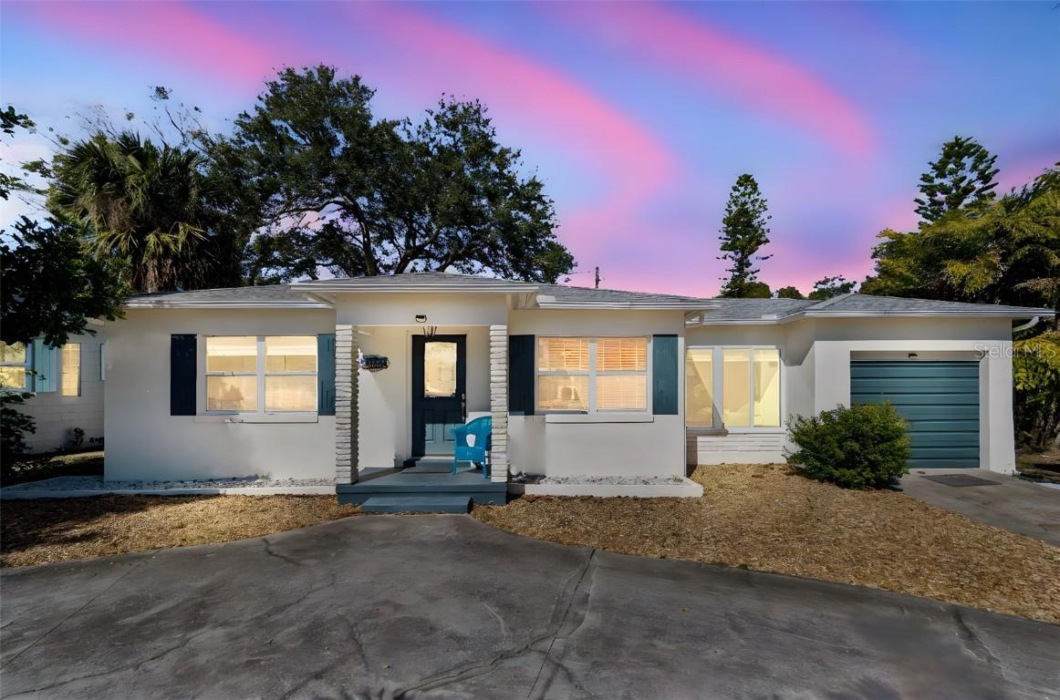 4735 Trade Winds Dr., Gulfport, FL 33711