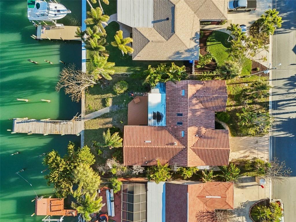 11975 4th St., Treasure Island, FL 33706