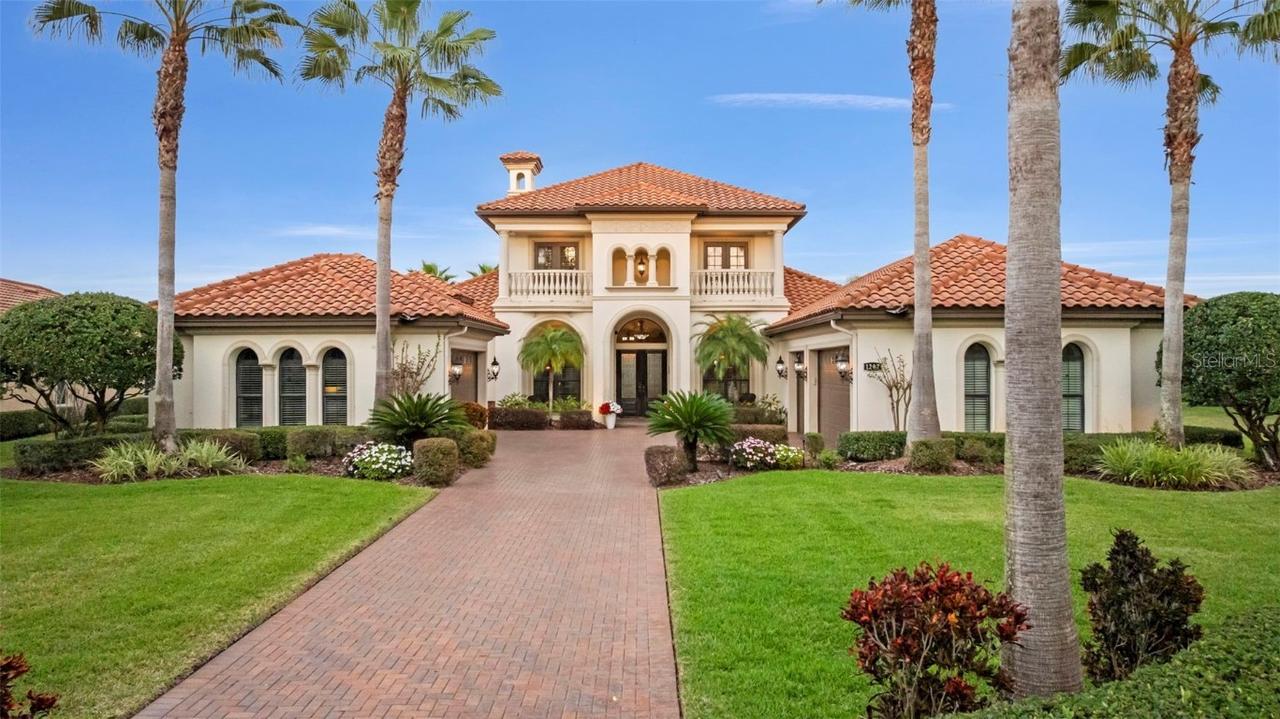 1207 Merry Water Dr., Lutz, FL 33548