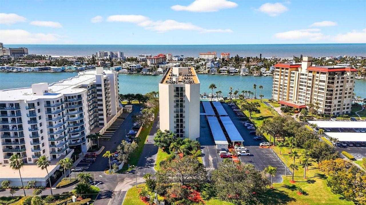 690 Island Way #911, Clearwater Beach, FL 33767