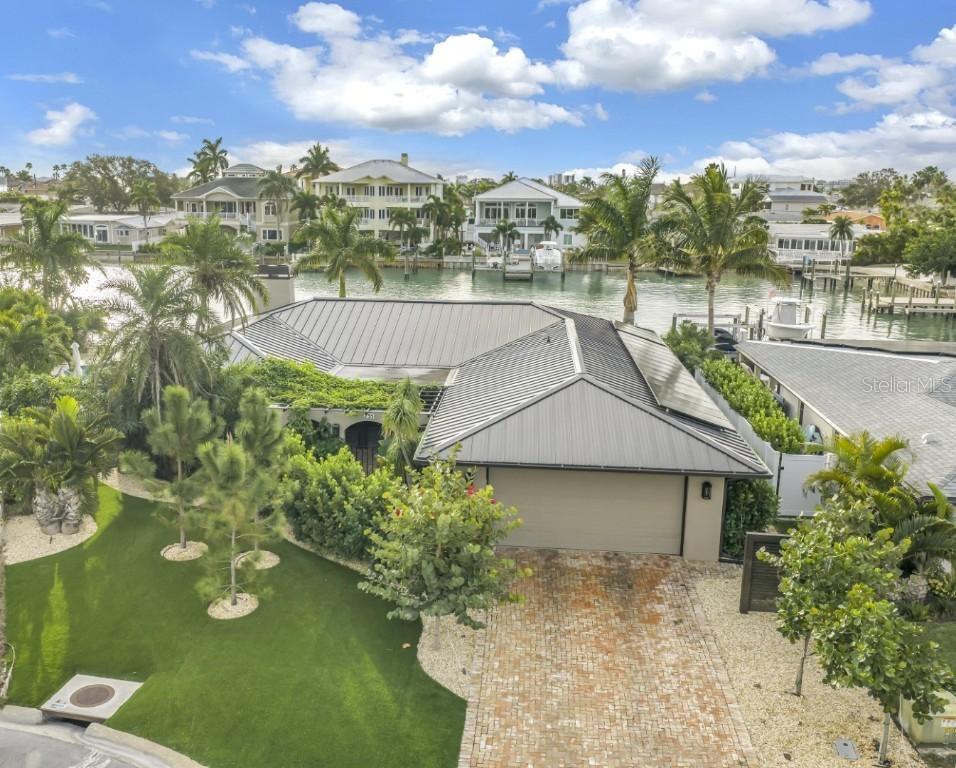 735 126th Ave., Treasure Island, FL 33706