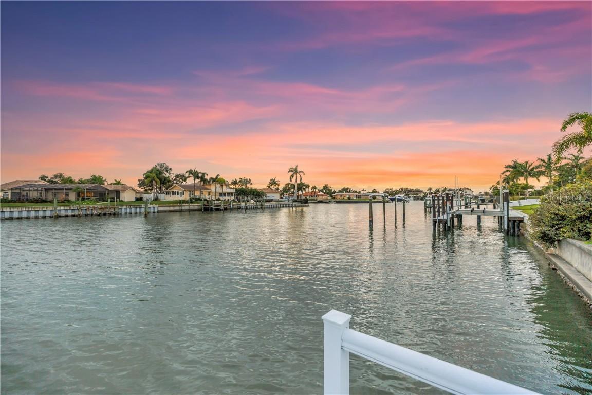 4114 42nd Ave., St Petersburg, FL 33711