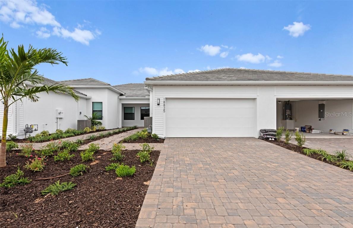 18825 Indian Rock Pl., Lakewood Ranch, FL 34211