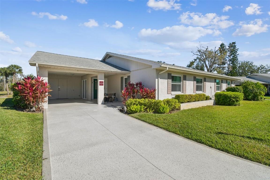 123 Glendower Cir., Sun City Center, FL 33573