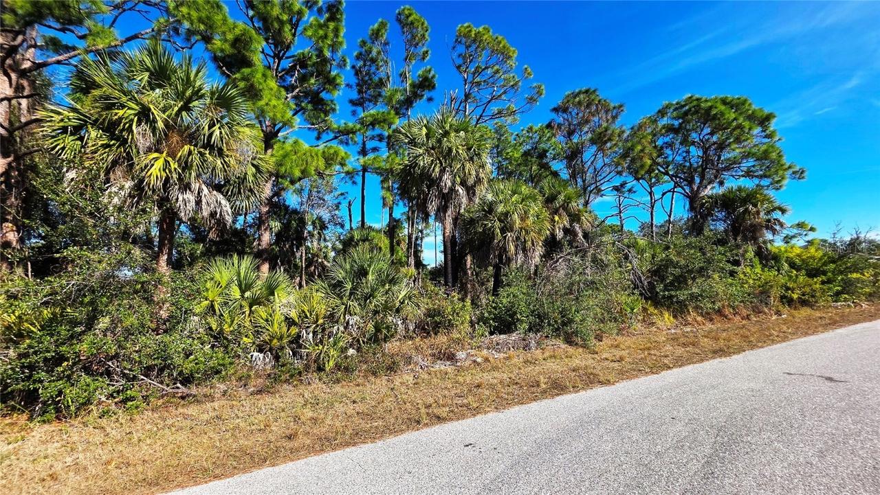 17492 Waco Ave., Port Charlotte, FL 33948