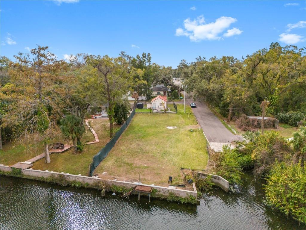 7920 N Branch Ave., Tampa, FL 33604