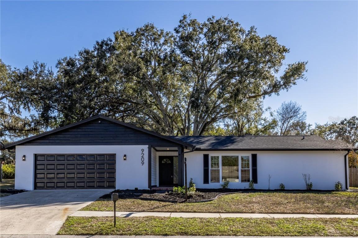 9209 Kingsridge Dr., Temple Terrace, FL 33637