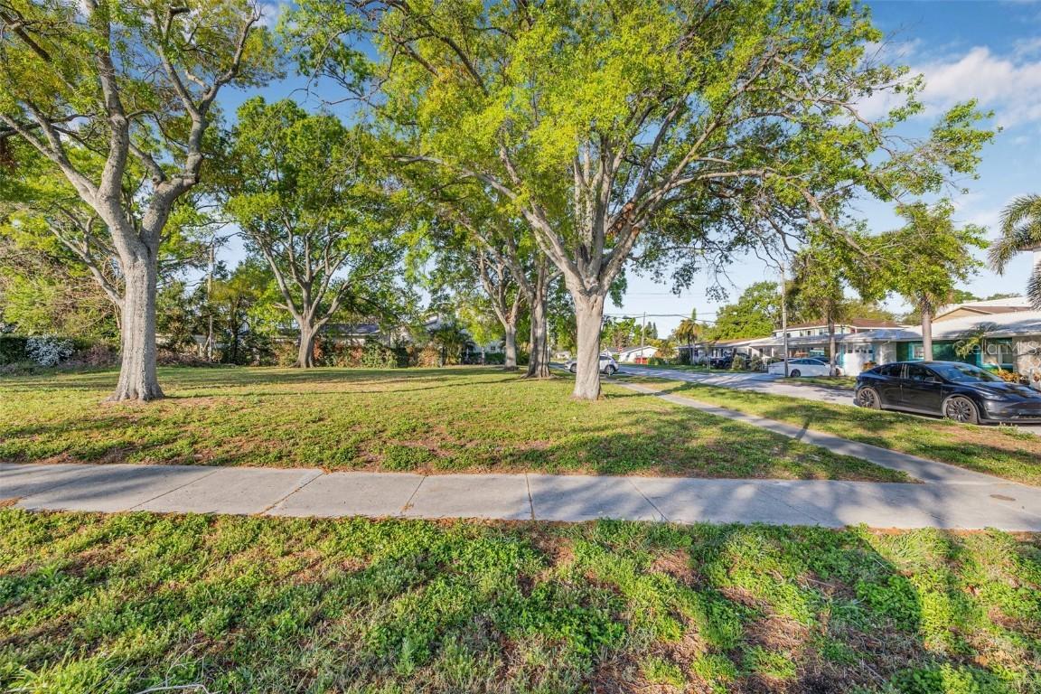 602 Channel Dr., Tampa, FL 33606