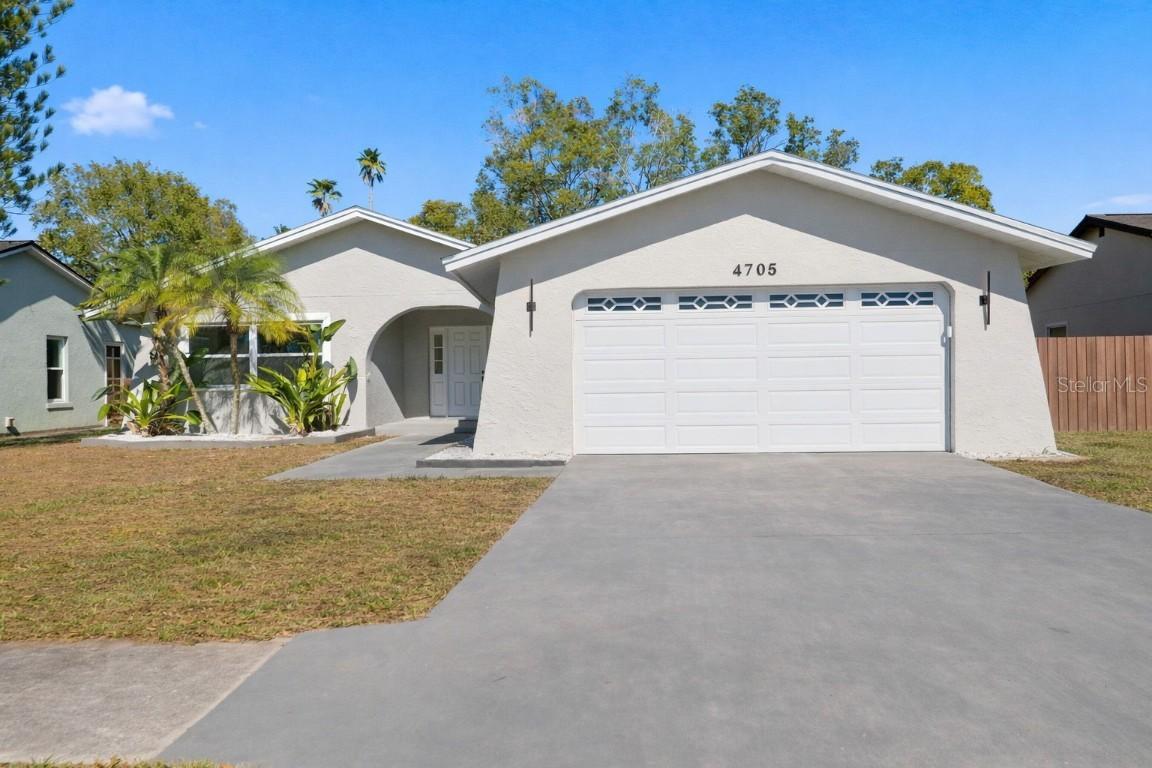 4705 Cypress Tree Dr., Tampa, FL 33624