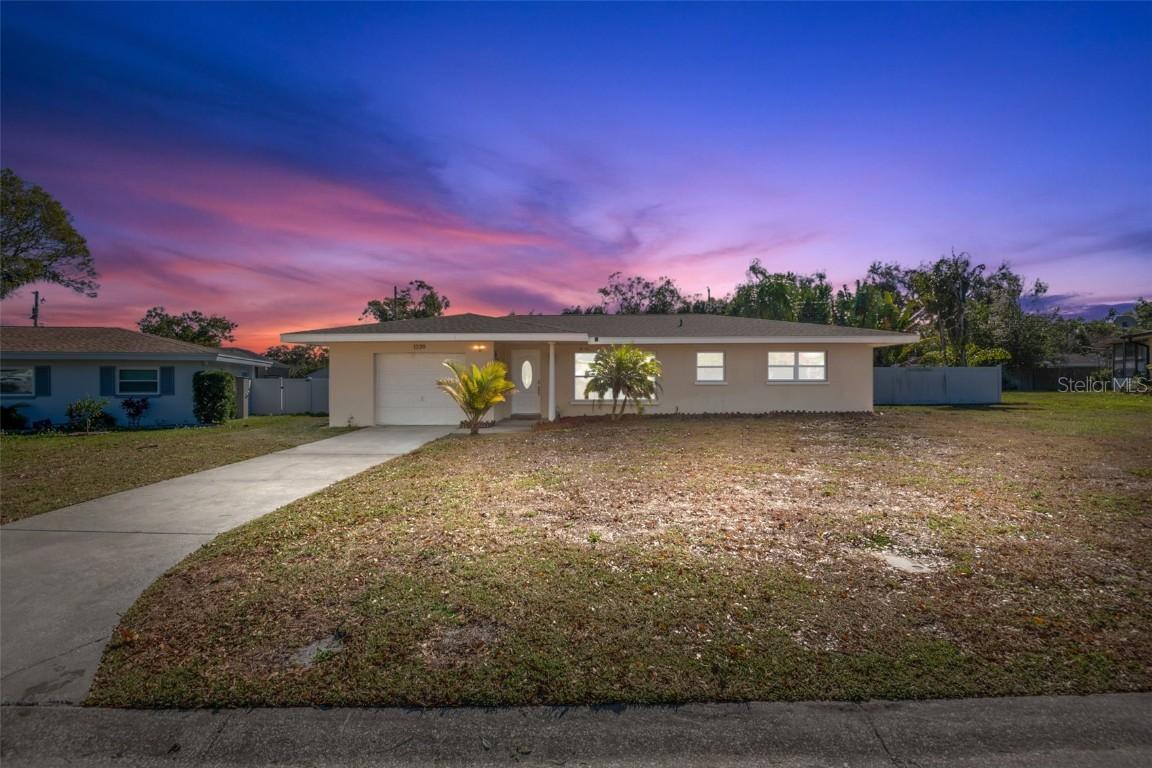 1339 Buckingham Dr., Clearwater, FL 33756