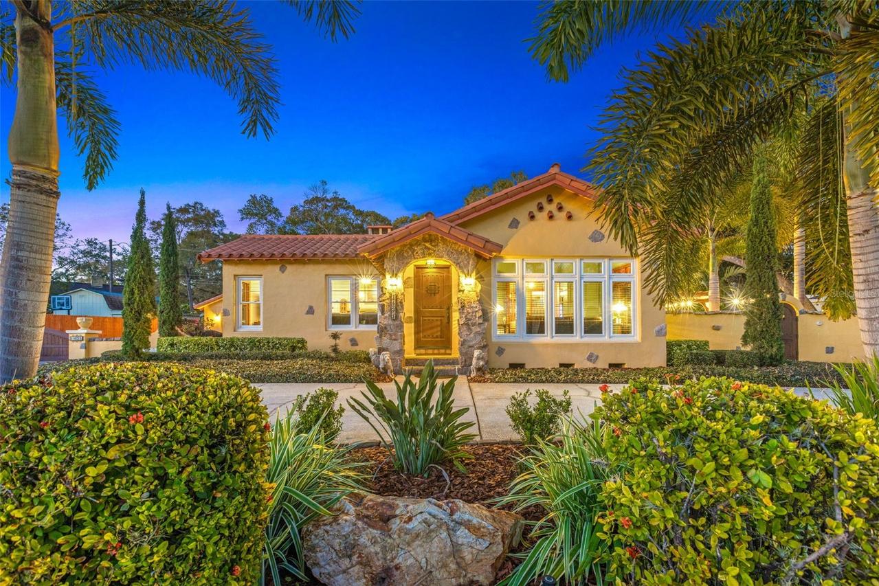 1431 22nd Ave., St Petersburg, FL 33704