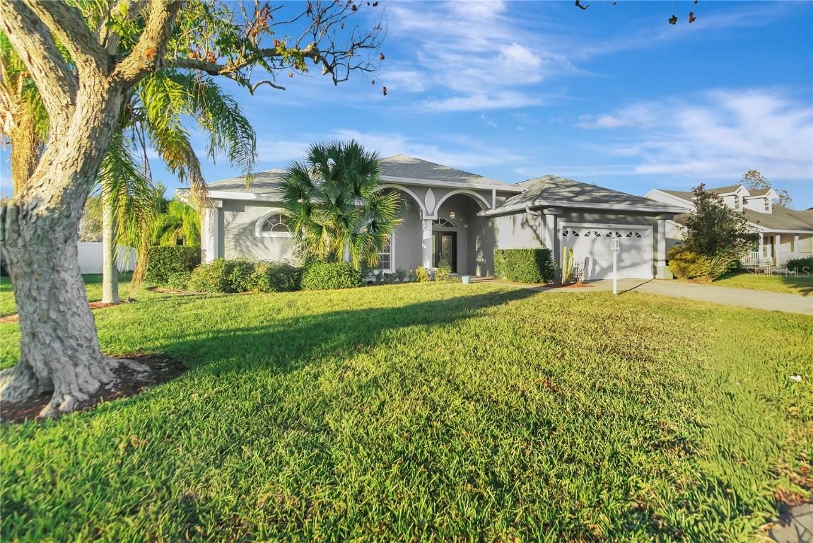 184 Winona Cir., Auburndale, FL 33823