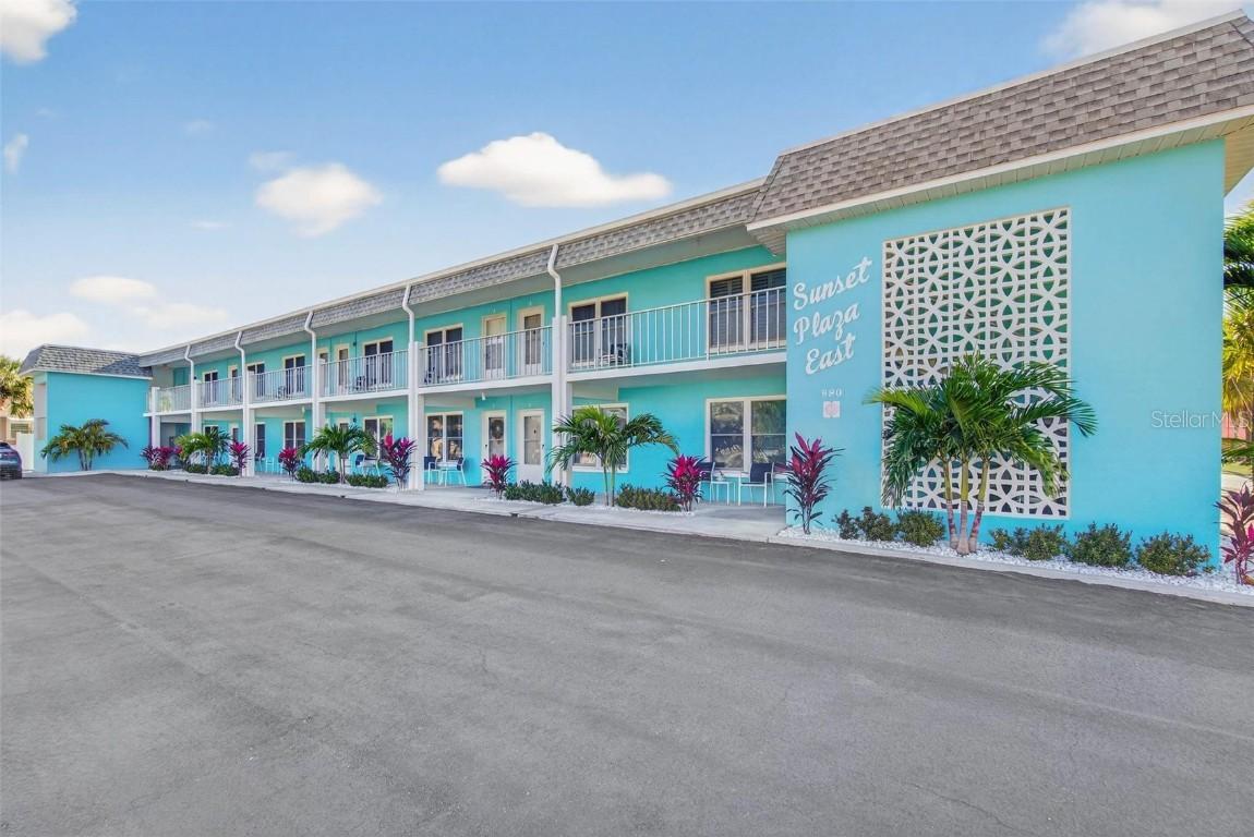 680 71st Ave. #5, St Pete Beach, FL 33706