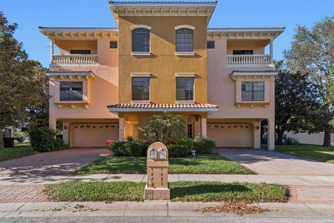 1652 Citrine Tr., Tarpon Springs, FL 34689