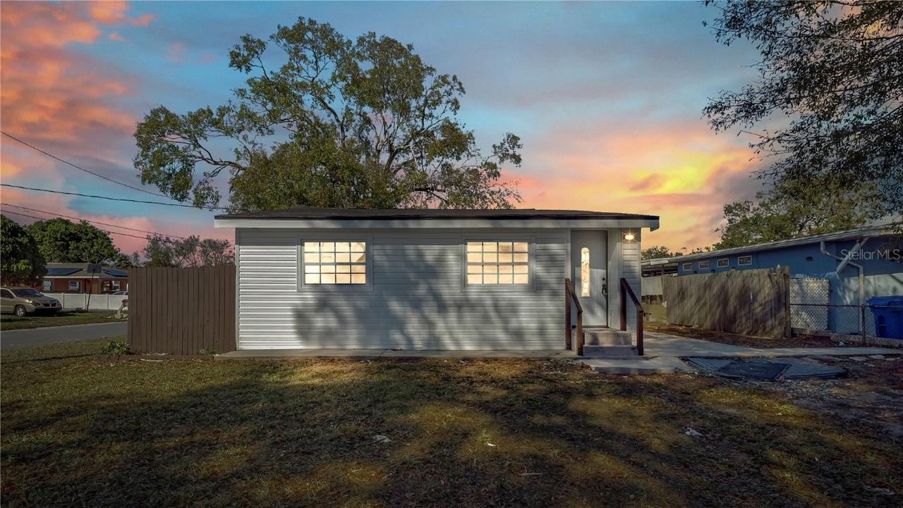 3925 W Robson St., Tampa, FL 33614