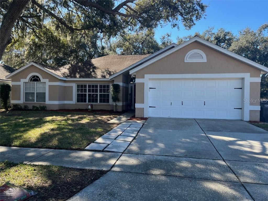 1306 Gangplank Dr., Valrico, FL 33594