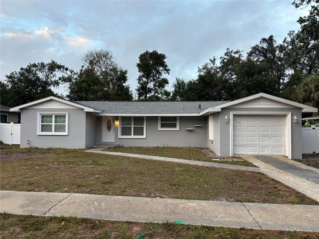 7185 Holiday Dr., Spring Hill, FL 34606