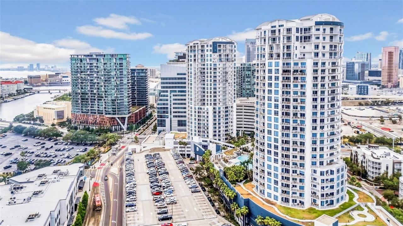 1209 E Cumberland Ave. #2006, Tampa, FL 33602