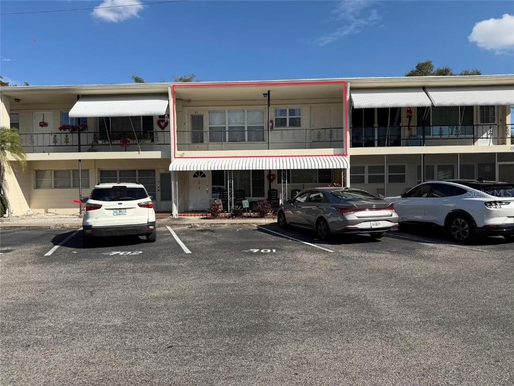 4141 56th Way #801, Kenneth City, FL 33709