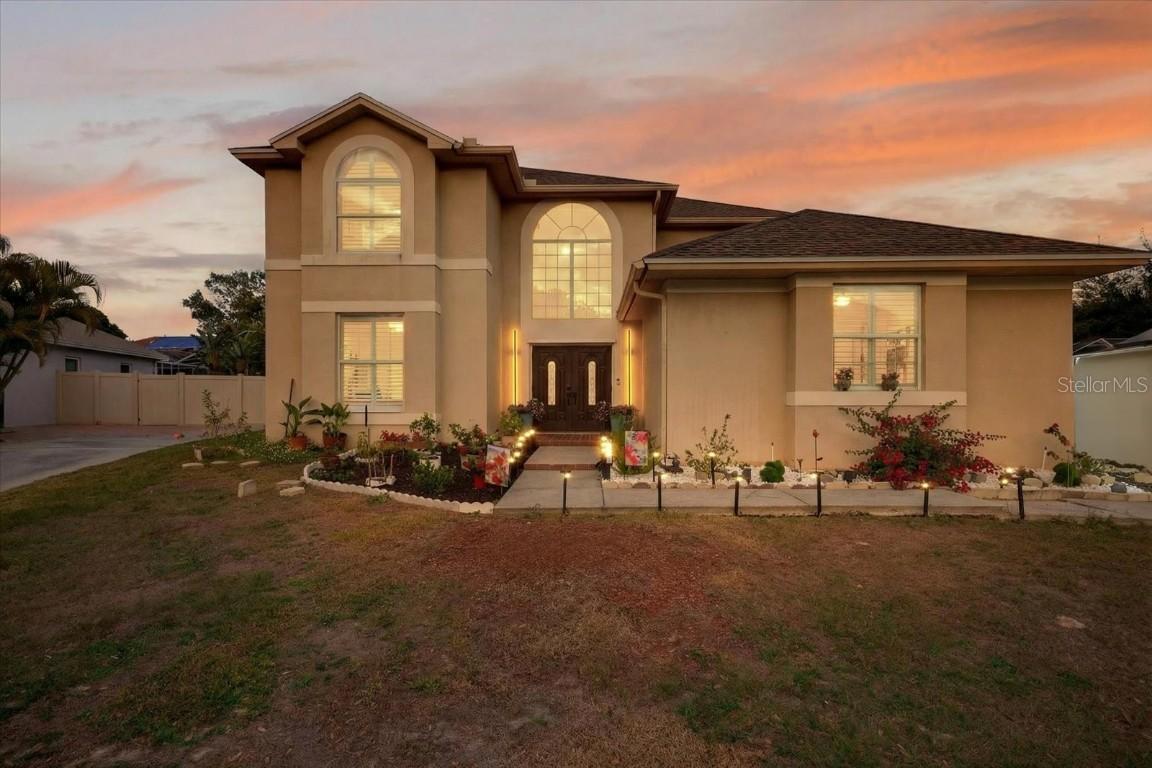 811 Sandcastle Cir., Brandon, FL 33511