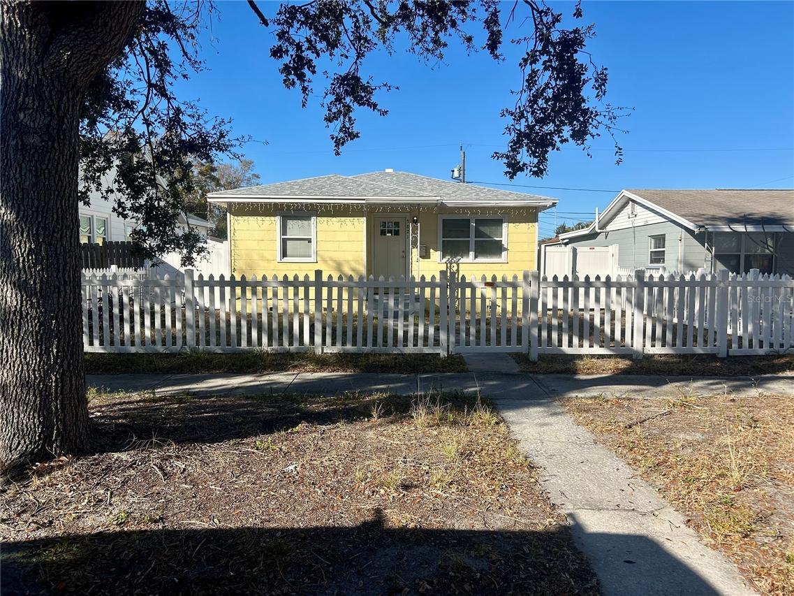 3821 1st Ave., St Petersburg, FL 33713