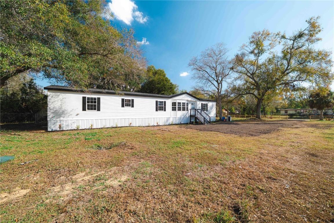 8019 N Meadowview Cir, Tampa, FL 33625