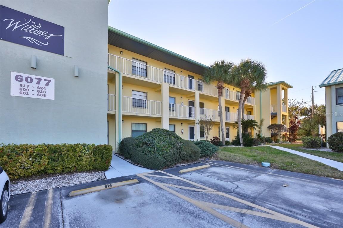 6077 113th St. #610, Seminole, FL 33772