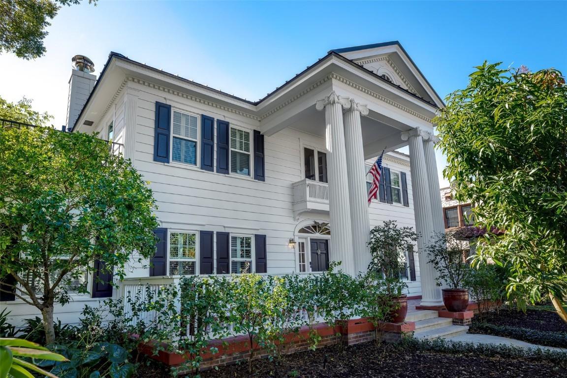 446 16th Ave., St Petersburg, FL 33704