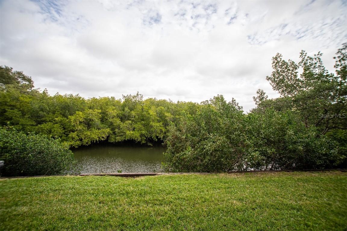 900 Cove Cay Dr. #1D, Clearwater, FL 33760