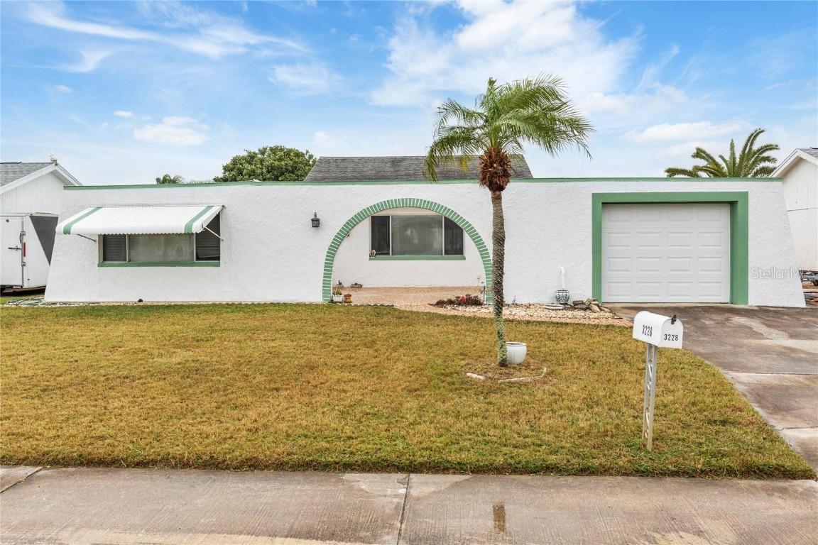 3228 Rock Valley Dr., Holiday, FL 34691