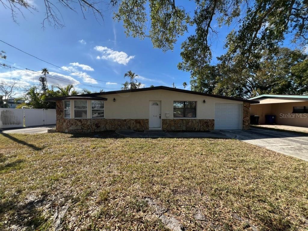 4118 Carson St., St Petersburg, FL 33703