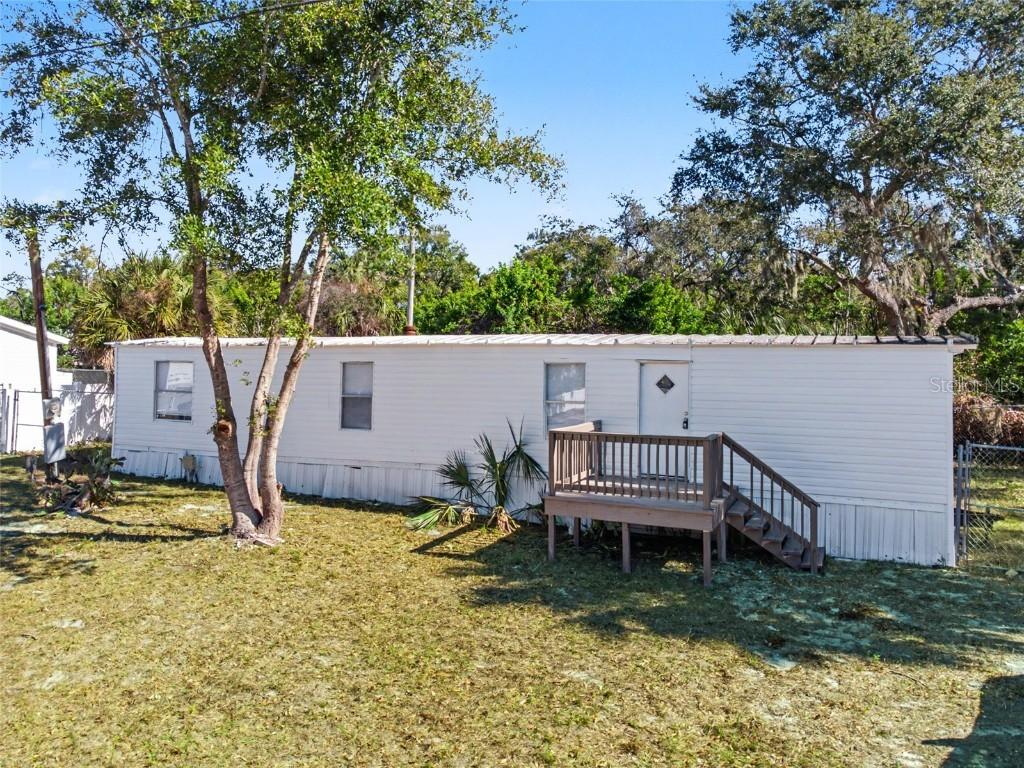 10914 Country Haven Dr., Gibsonton, FL 33534