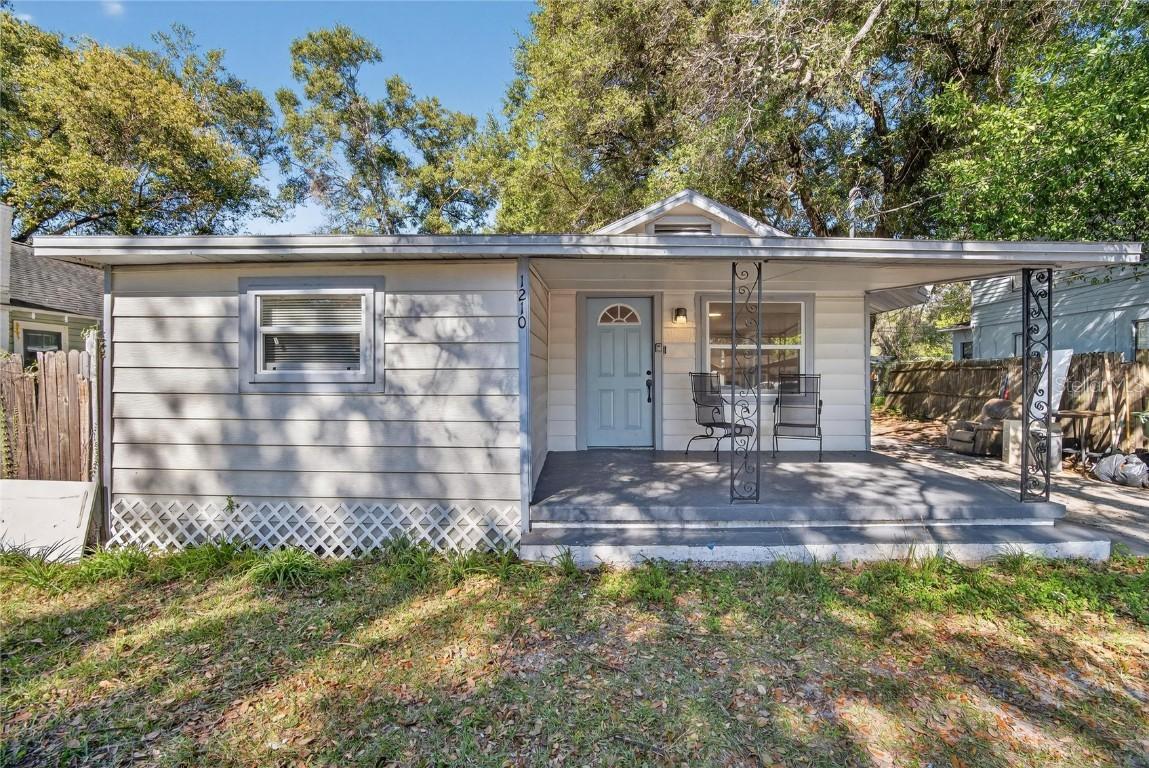 1210 E Cayuga St., Tampa, FL 33603