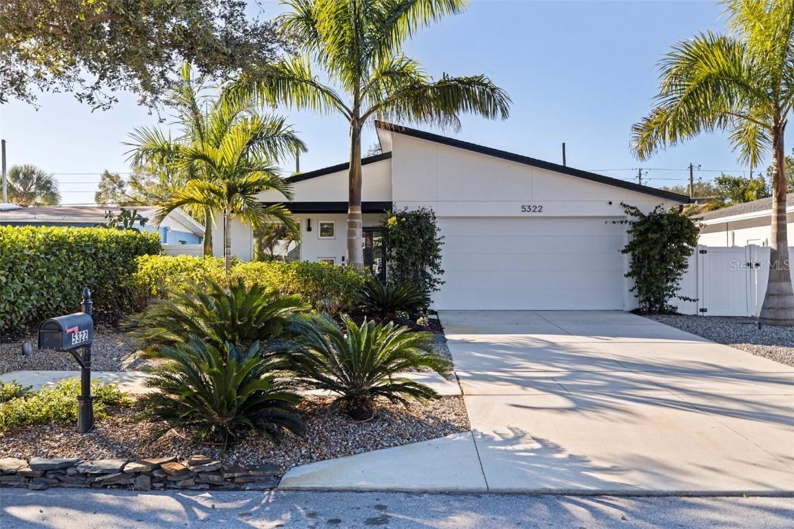 5322 Newton Ave., Gulfport, FL 33707