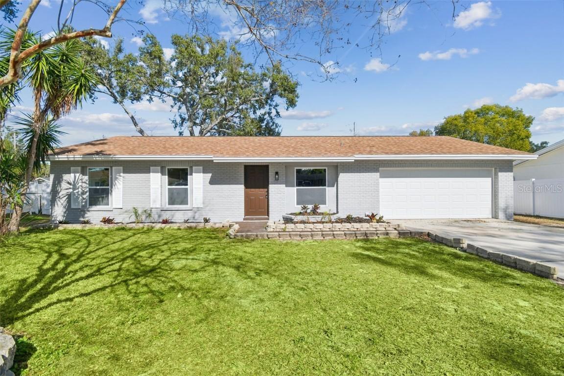 1204 Branda Vista Dr., Brandon, FL 33510