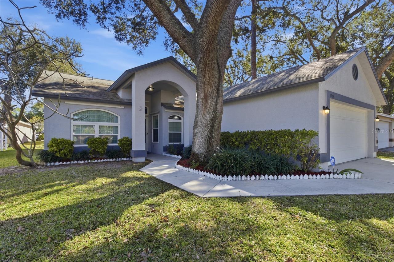 12041 68th St., Largo, FL 33773