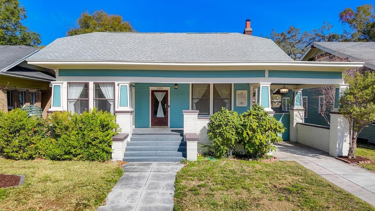 2105 W Southview Ave., Tampa, FL 33606