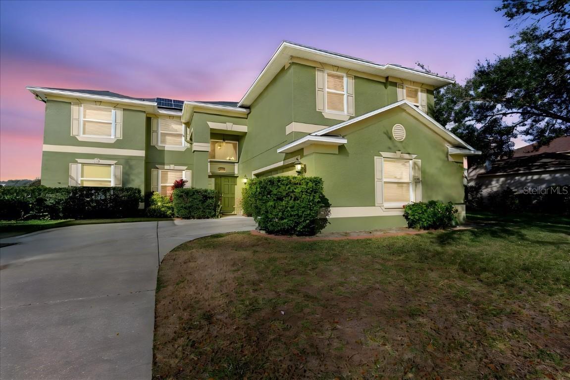 2717 Avon River Dr., Valrico, FL 33596