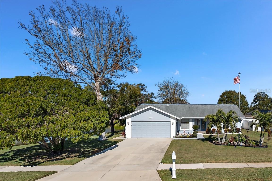 8297 100th Ave., Seminole, FL 33777