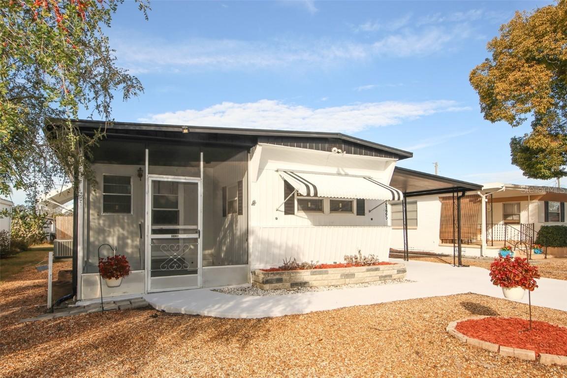 2125 Kepner Dr., Holiday, FL 34691