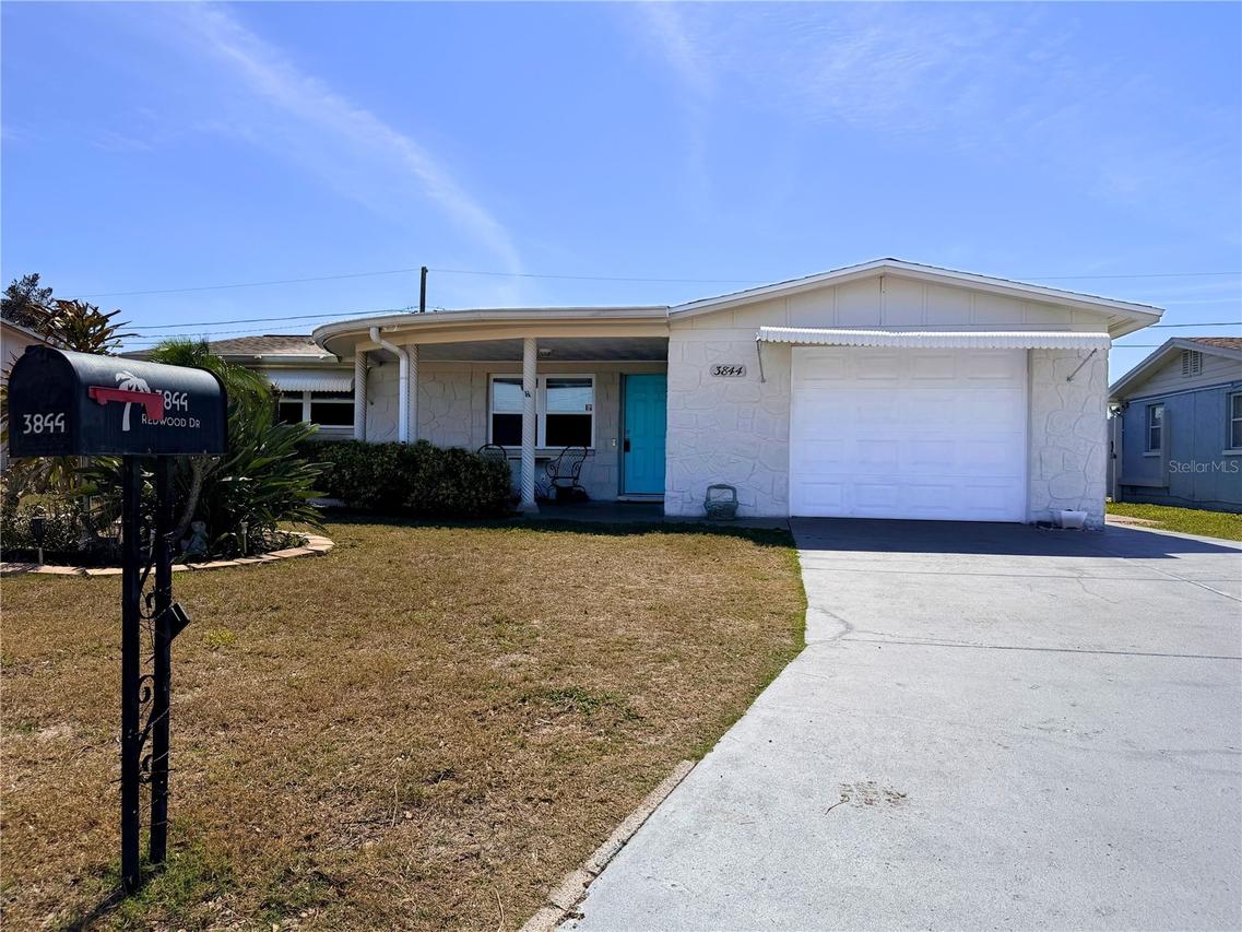 3844 Redwood Dr., Holiday, FL 34691