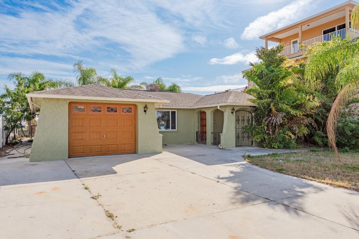 13816 Celida Ave., Hudson, FL 34667