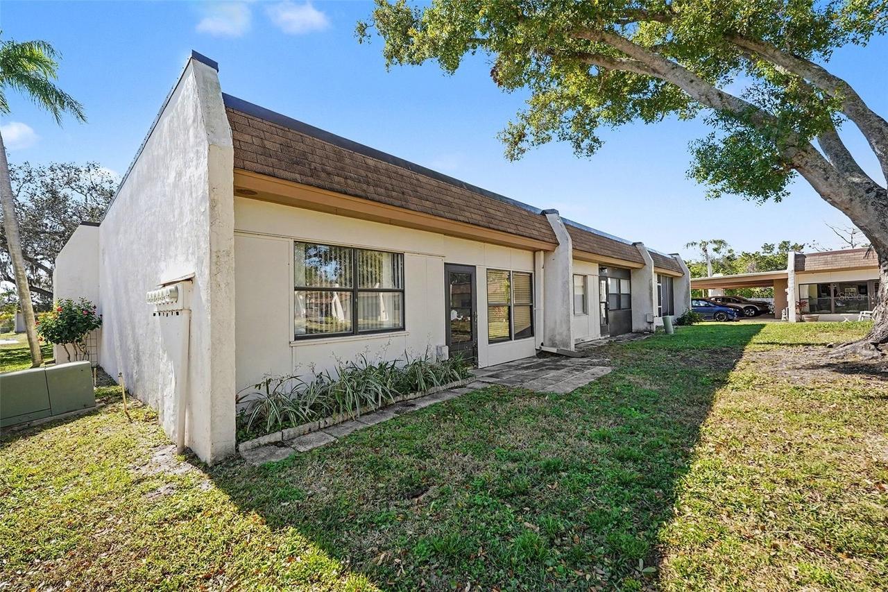 1522 Mission Hills Blvd., Clearwater, FL 33759