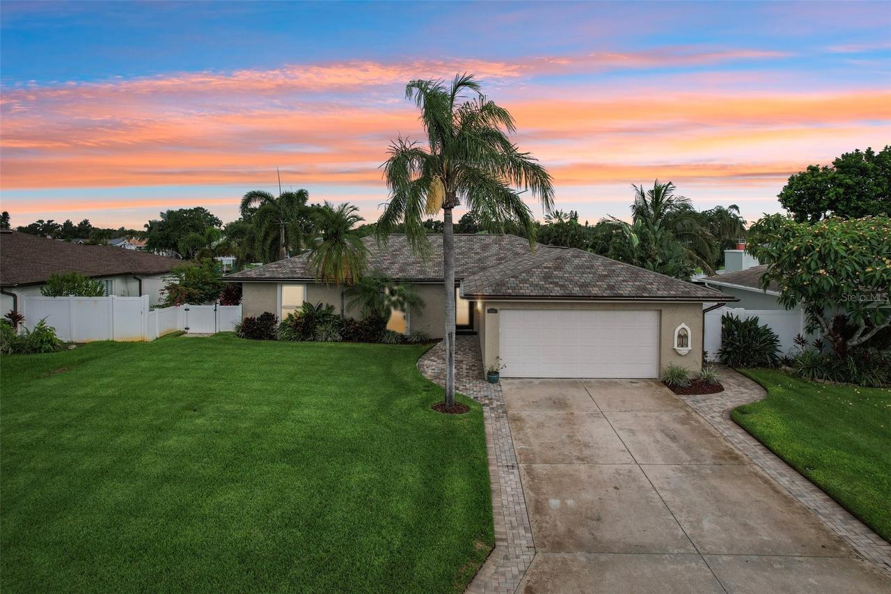 5036 Dover St., St Petersburg, FL 33703