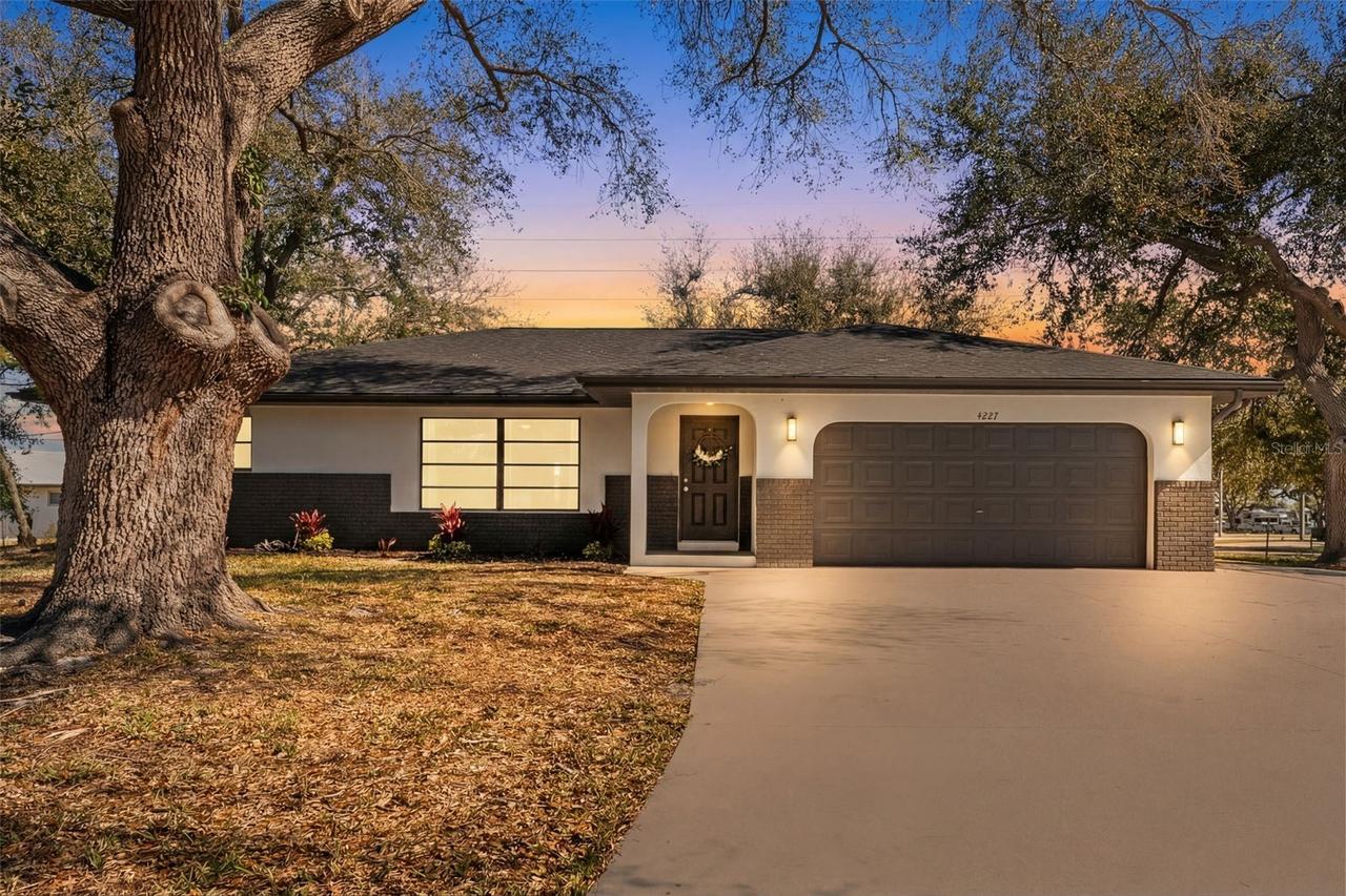 4227 Blossom Rd., Venice, FL 34293