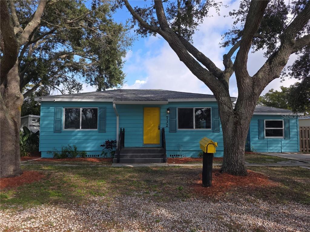 [Address Hidden by Seller], Tarpon Springs, FL 34689