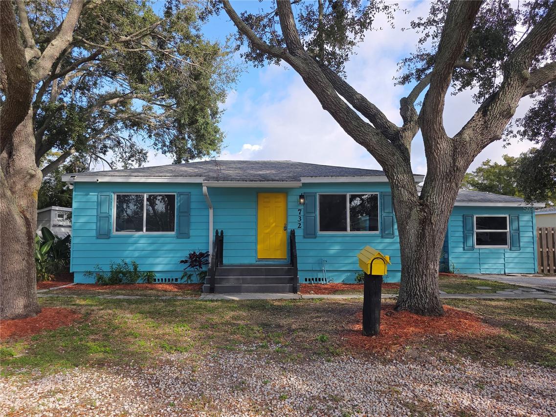 [Address Hidden by Seller], Tarpon Springs, FL 34689