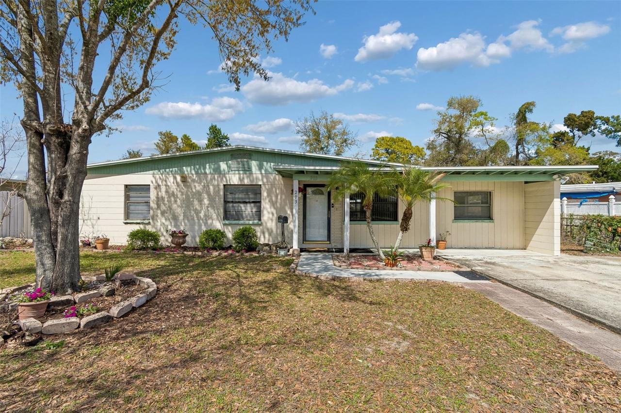 203 W Linebaugh Ave., Tampa, FL 33612