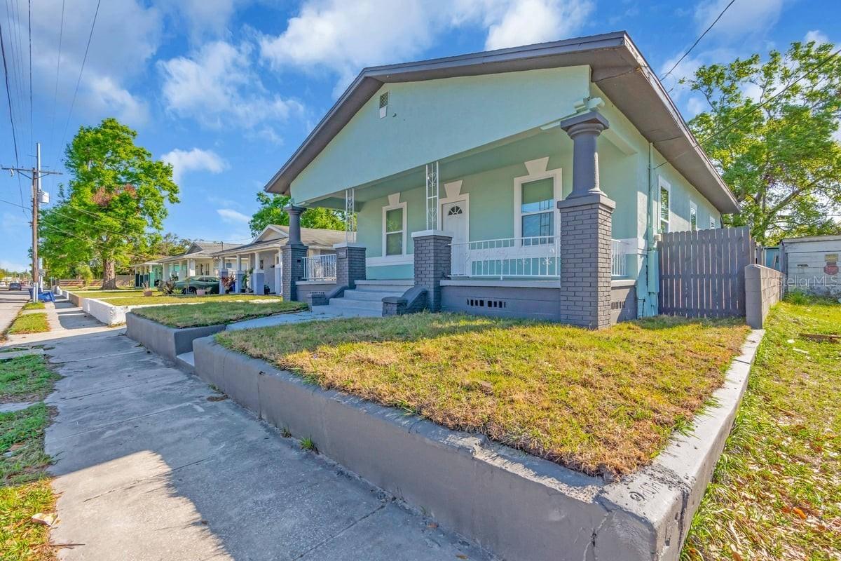 3101 N 15th St., Tampa, FL 33605