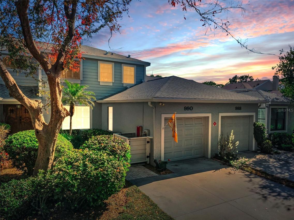 990 San Carlos Ct., St Petersburg, FL 33702